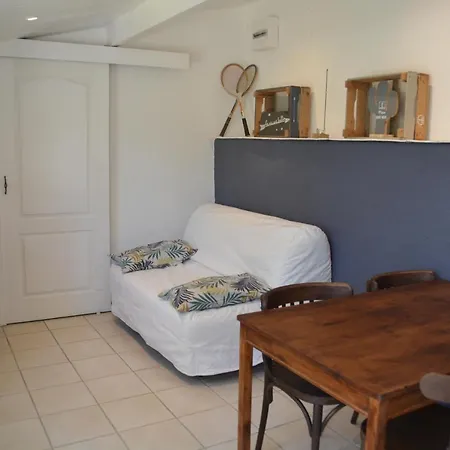 Maison Saint Clair Lavandou 2 A 4 Personnes Holiday home Le Lavandou